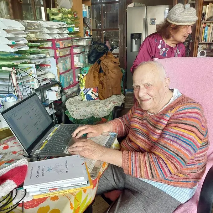 101 éves orvos még mindig praktizál Franciaországban